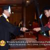 Wisuda Unpad Gel IV TA 2015_2016 Fakultas Ilmu Budaya Oleh Dekan -022