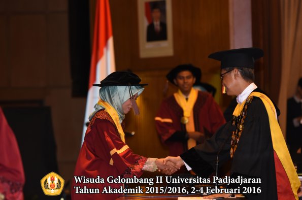 Wisuda Unpad Gel II TA 2015_2016  Fakultas Peternakan oleh Rektor  065