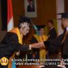 wisuda-unpad-gel-iii-ta-2012_2013-fakultas-ilmu-budaya-oleh-rektor-043