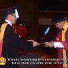 Wisuda Unpad Gel III TA 2015_2016  Fakultas Ilmu Budaya oleh Dekan  069