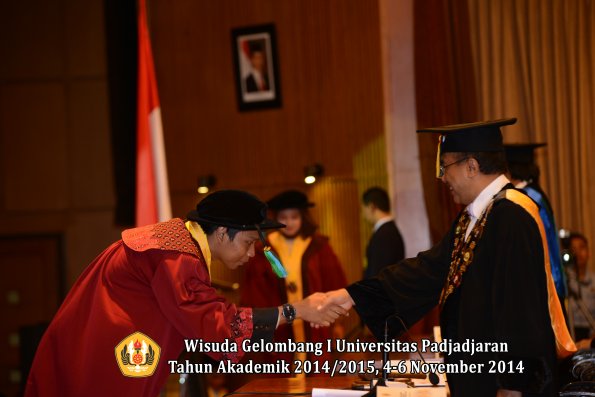 Wisuda Unpad Gel. I TA 2014_2015 Fakultas Perikanan dan Ilmu Kelautan oleh Rektor 07