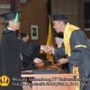 wisuda-fk-oleh-dekan-180