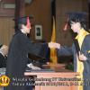 wisuda-fh-oleh-dekan-046