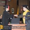 wisuda-fh-oleh-dekan-052