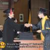 wisuda-fh-oleh-dekan-117