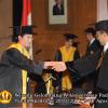 wisuda-fh-oleh-rektor-021