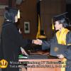 wisuda-fe-oleh-dekan-207