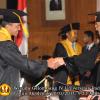 wisuda-fe-oleh-rektor-061