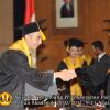 wisuda-fe-oleh-rektor-106