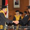 wisuda-fe-oleh-rektor-113