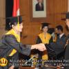 wisuda-fe-oleh-rektor-147