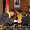 wisuda-fe-oleh-rektor-176