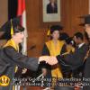 wisuda-fe-oleh-rektor-201