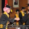 wisuda-fe-oleh-rektor_058