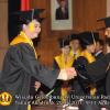 wisuda-fe-oleh-rektor_088