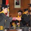 wisuda-fe-oleh-rektor_178