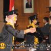 wisuda-fe-oleh-rektor_201