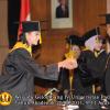 wisuda-fe-oleh-rektor_204