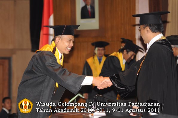 wisuda-fapet-oleh-rektor-38