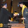 wisuda-fisip-oleh-dekan-360