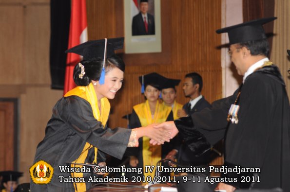 wisuda-fisip-oleh-rektor-062