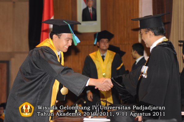 wisuda-fpik-oleh-rektor-25