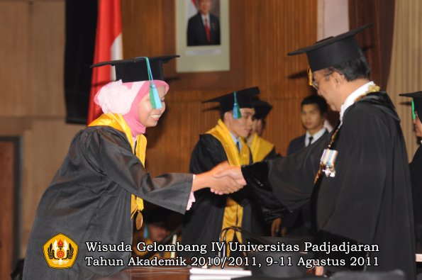 wisuda-fpik-oleh-rektor-35