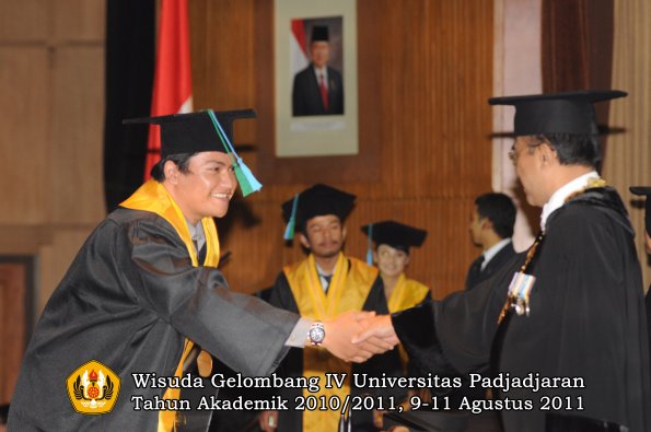 wisuda-fpik-oleh-rektor-40