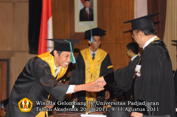 wisuda-fpik-oleh-rektor-44