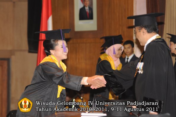 wisuda-fpsi-oleh-rektor-27