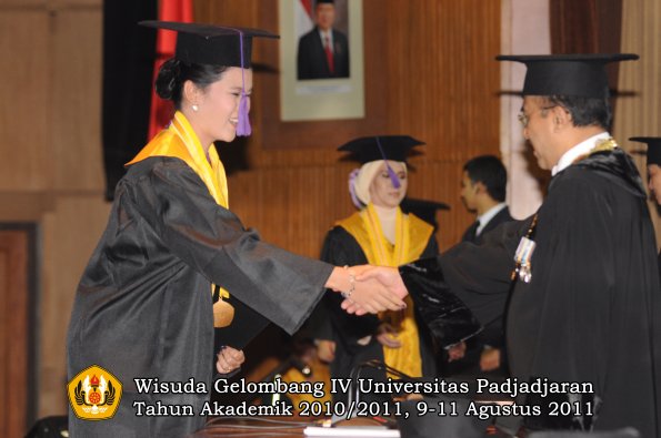 wisuda-fpsi-oleh-rektor-29