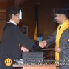 wisuda-unpad-gel-iv-ta-2012_2013-fakultas-ilmu-budaya-oleh-dekan-167