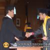 wisuda-unpad-gel-iv-ta-2012_2013-fakultas-ilmu-budaya-oleh-dekan-182