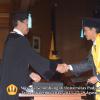 wisuda-unpad-gel-iv-ta-2012_2013-fakultas-ilmu-budaya-oleh-dekan-185