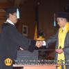 wisuda-unpad-gel-iv-ta-2012_2013-fakultas-ilmu-budaya-oleh-dekan-221