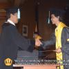 wisuda-unpad-gel-iv-ta-2012_2013-fakultas-ilmu-budaya-oleh-dekan-222