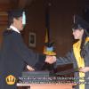 wisuda-unpad-gel-iv-ta-2012_2013-fakultas-ilmu-budaya-oleh-dekan-239