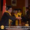 wisuda-unpad-gel-iv-ta-2012_2013-fakultas-ilmu-budaya-oleh-rektor-064