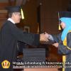 wisuda-unpad-gel-iv-ta-2012_2013-fakultas-ekonomi-dan-bisnis-oleh-dekan-149