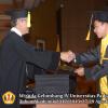 wisuda-unpad-gel-iv-ta-2012_2013-fakultas-ekonomi-dan-bisnis-oleh-dekan-151