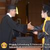 wisuda-unpad-gel-iv-ta-2012_2013-fakultas-ekonomi-dan-bisnis-oleh-dekan-162