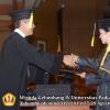 wisuda-unpad-gel-iv-ta-2012_2013-fakultas-ekonomi-dan-bisnis-oleh-dekan-169