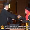 wisuda-unpad-gel-iv-ta-2012_2013-fakultas-ekonomi-dan-bisnis-oleh-dekan-175