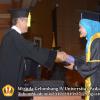 wisuda-unpad-gel-iv-ta-2012_2013-fakultas-ekonomi-dan-bisnis-oleh-dekan-178