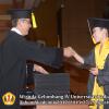 wisuda-unpad-gel-iv-ta-2012_2013-fakultas-ekonomi-dan-bisnis-oleh-dekan-204