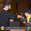 wisuda-unpad-gel-iv-ta-2012_2013-fakultas-ekonomi-dan-bisnis-oleh-dekan-209