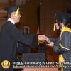 wisuda-unpad-gel-iv-ta-2012_2013-fakultas-ekonomi-dan-bisnis-oleh-dekan-221