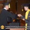 wisuda-unpad-gel-iv-ta-2012_2013-fakultas-ekonomi-dan-bisnis-oleh-dekan-224