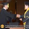 wisuda-unpad-gel-iv-ta-2012_2013-fakultas-ekonomi-dan-bisnis-oleh-dekan-227