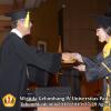 wisuda-unpad-gel-iv-ta-2012_2013-fakultas-ekonomi-dan-bisnis-oleh-dekan-229